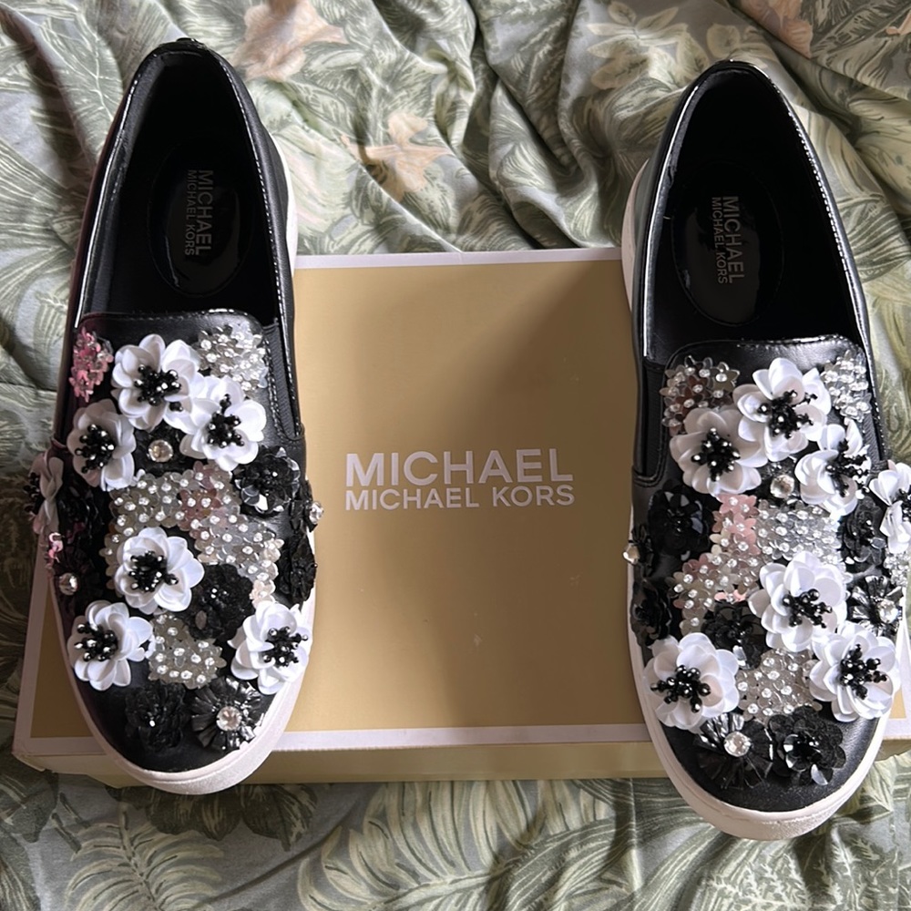 Michael Kors Black Trent Floral Sequined Slip-on Sneaker size 7.5